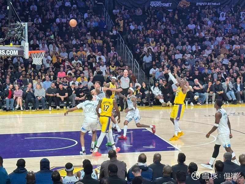 伟大的詹姆斯，如果这场赢了，距离1000胜，还有2场！